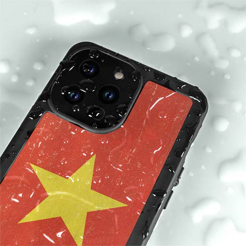 Vietnam Flag Distressed iPhone 15 Pro Waterproof Case